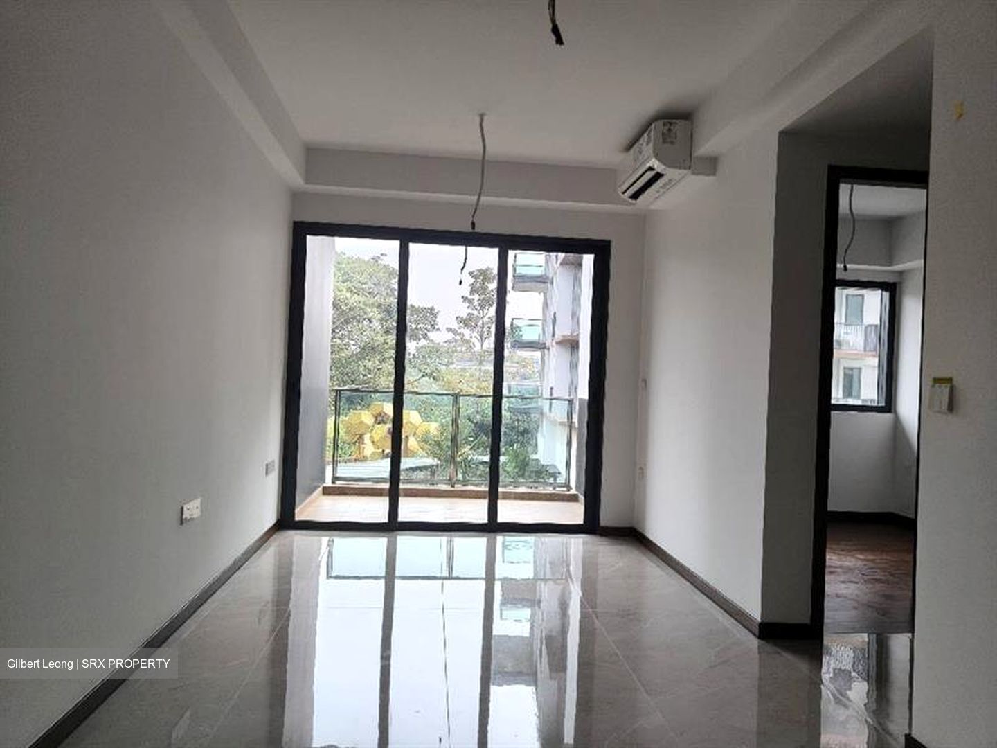 Slim Barracks Rise (D5), Condominium #636873211